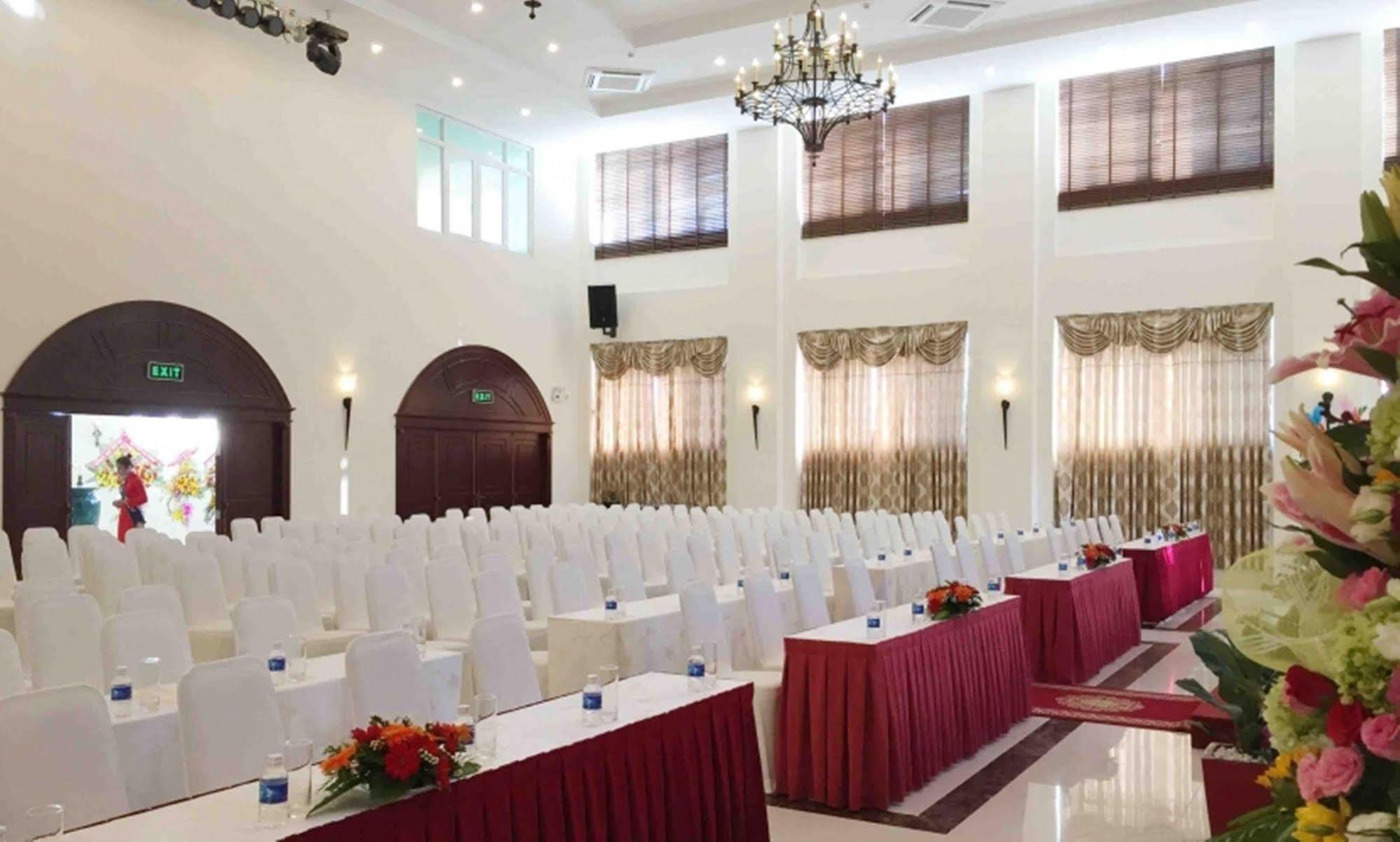 Sai Gon Rach Gia Hotel Rạch Giá Exterior foto
